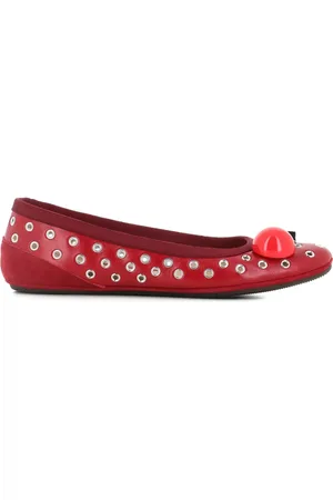 DOVE NUOTANO GLI SQUALI Becky Ballerinas
