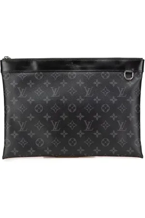LOUIS VUITTON 2018 Monogram Eclipse Discovery Pochette GM Clutch