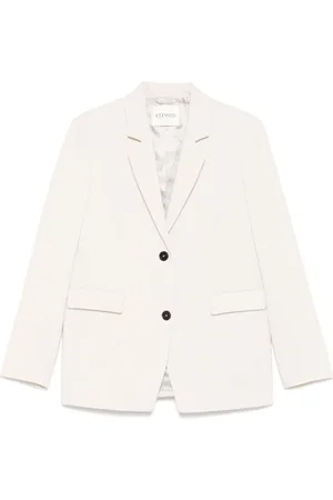 Closed Lola Blazer