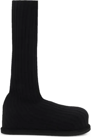 Amina Muaddi Veneda Stiefel