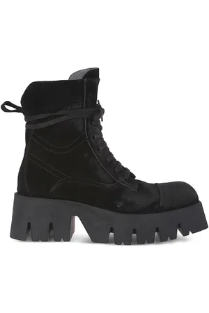 Lofina Schnürstiefel mit dicker Sohle