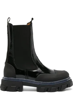 Ganni Stiefel aus Lackleder