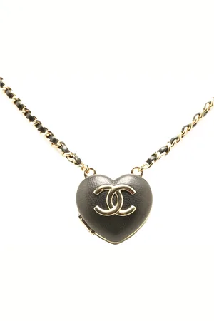 CHANEL 2010-2024 CC Heart Mirror Locket Halskette mit Lammleder