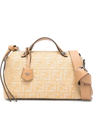 Fendi Mittelgroße By the Way Soft Tote Bag