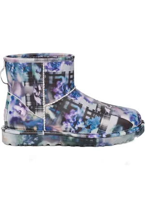 UGG X Collina Strada Classic Mini-Stiefel