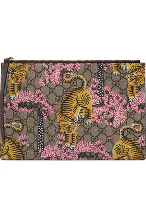 Gucci 2000-2015 GG Supreme Bengal Clutch
