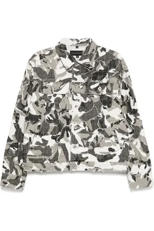 Who Decides War Camo Trucker Jacke