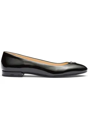 Prada Pumps aus Lackleder