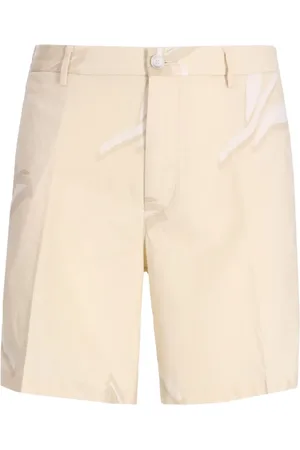 HUGO BOSS Shorts mit Bügelfalten