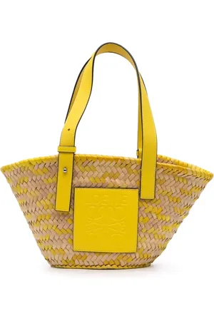 Loewe 2022 kleine Korbtasche aus Bast