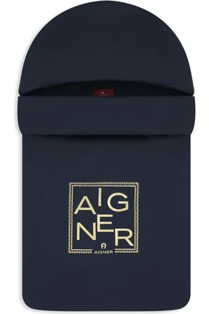 Aigner Decke mit Logo
