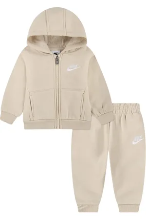 Nike Jogginganzug mit Logo-Stickerei