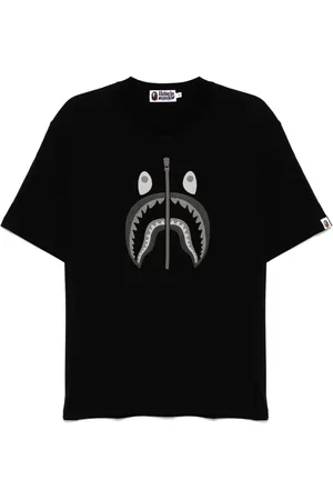 A Bathing Ape Hai-T-Shirt mit Zierkette