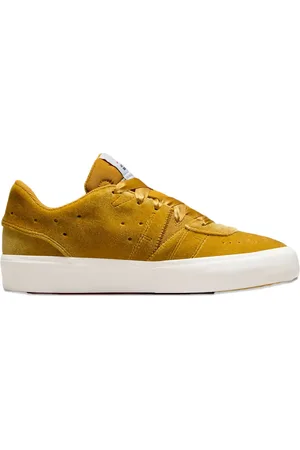 Jordan Series SE "Gold Velvet" sneakers