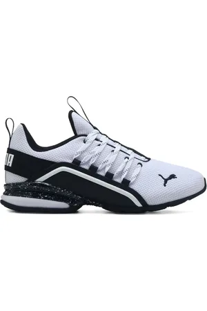 PUMA Axelion Sneakers