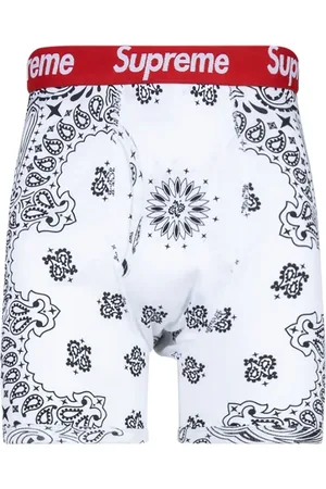 Supreme X Hanes Shorts mit Bandana-Print