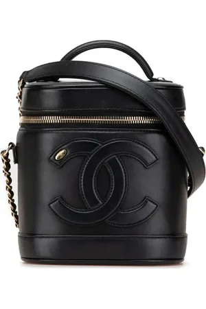CHANEL 2019 Kosmetiktasche aus Lammleder mit CC
