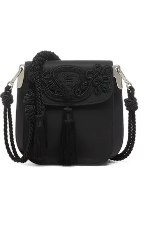 Prada Schultertasche mit Logo