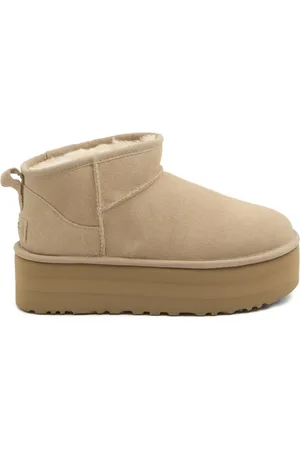 UGG Klassische Ultra Mini Plateau-Stiefel