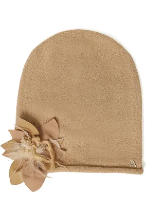 Twin-Set Beanie mit floraler Brosche