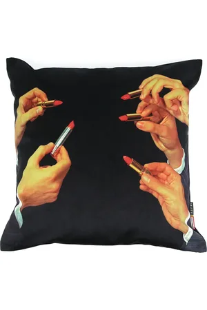 SELETTI X Toiletpaper Kissen mit Lippenstift-Print