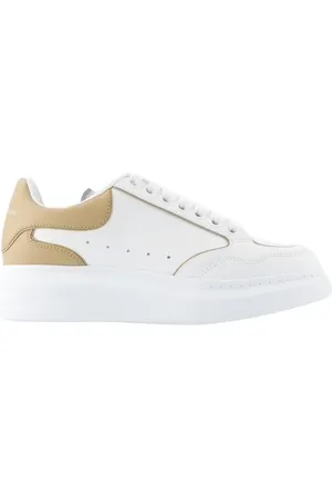 Alexander McQueen Low-Top Sneaker - Oversized Sneakers - Leather - White/Camel - Gr. 36 (EU) - in - für Damen