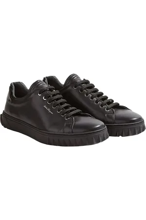 Salvatore Ferragamo Low-Top Sneaker - Shark-Tooth Detailed Leather Sneakers - Gr. 12 - in - für Damen