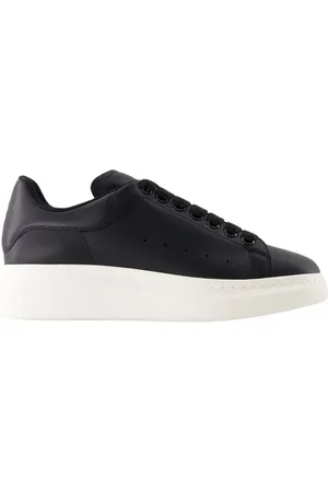 Alexander McQueen Low-Top Sneaker - Oversize Sneakers - Leather - Black - Gr. 39 (EU) - in - für Damen