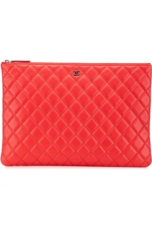 CHANEL Clutches - 2016-2017 Large Quilted Lambskin O Case Clutch - Gr. unisize - in - für Damen