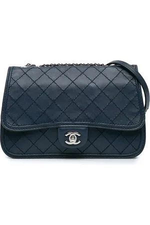 CHANEL Hobo Bags - 2012-2013 Medium Stitched Calfskin Citizen Flap - Gr. unisize - in - für Damen