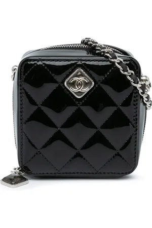 CHANEL Clutches - 2021-2023 CC Quilted Patent Diamond Resin Clutch W - Gr. unisize - in - für Damen
