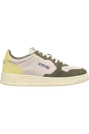 Autry Low-Top Sneaker - Suede sneakers 