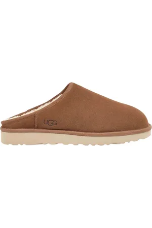 UGG Slipper & Pantoletten - Classic Slip-On Chestnut - Gr. 42 (EU) - in - für Damen
