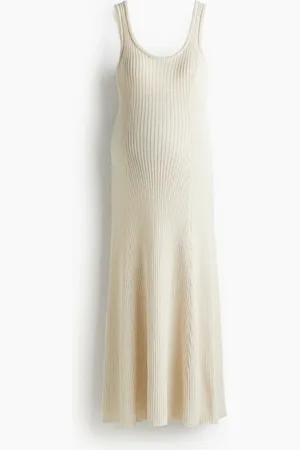 H&M MAMA Langes Kleid in Rippstrick - Beige