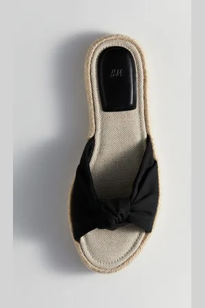 H&M Pantoletten-Espadrilles mit Twistdetail - Schwarz
