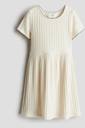 H&M Geripptes Strickkleid - Beige