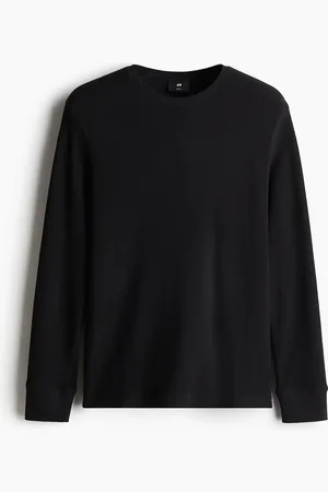 H&M Shirt aus Waffeljersey in Slim Fit - Schwarz