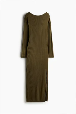 H&M Geripptes Strickkleid - Grün