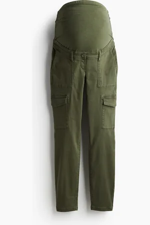 H&M MAMA Cargohose in Skinny Fit - Grün