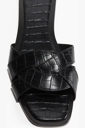 H&M Sandalen mit Flechtriemen - Schwarz