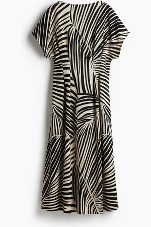 H&M Tailliertes Maxikleid - Schwarz