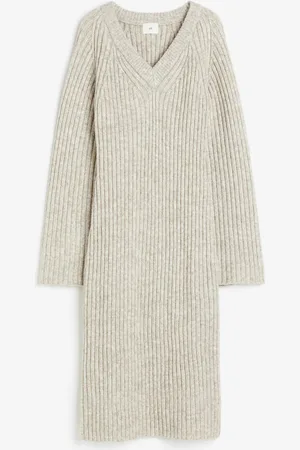 H&M Geripptes Strickkleid - Beige