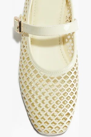 H&M Perforierte Ballerinas im Mary-Jane-Stil - Gelb