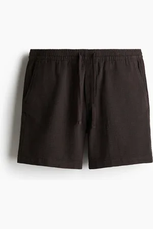 H&M Shorts aus Webstoff in Regular Fit - Braun