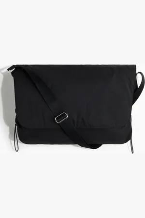 H&M Messenger Bag aus Nylon - Schwarz