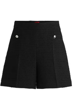 HUGO BOSS Shorts aus Bouclé mit Stack-Logo-Knöpfen