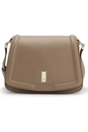 HUGO BOSS Ariell Saddle-Bag aus genarbtem Leder