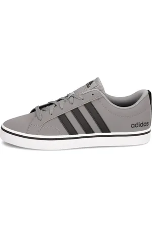 adidas VS PACE 2.0