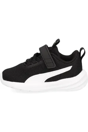 PUMA Rickie Runner