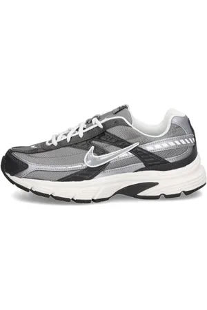 Nike INITIATOR